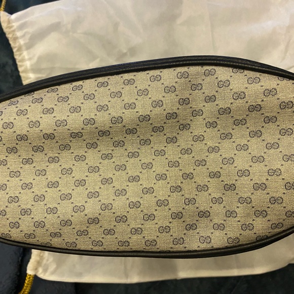 Gucci GG drawstring bucket bag - Picture 3 of 7